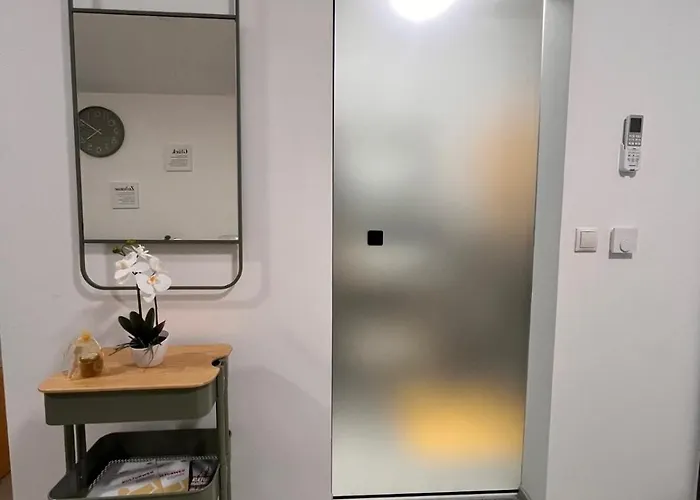 Marine-green Apartamento